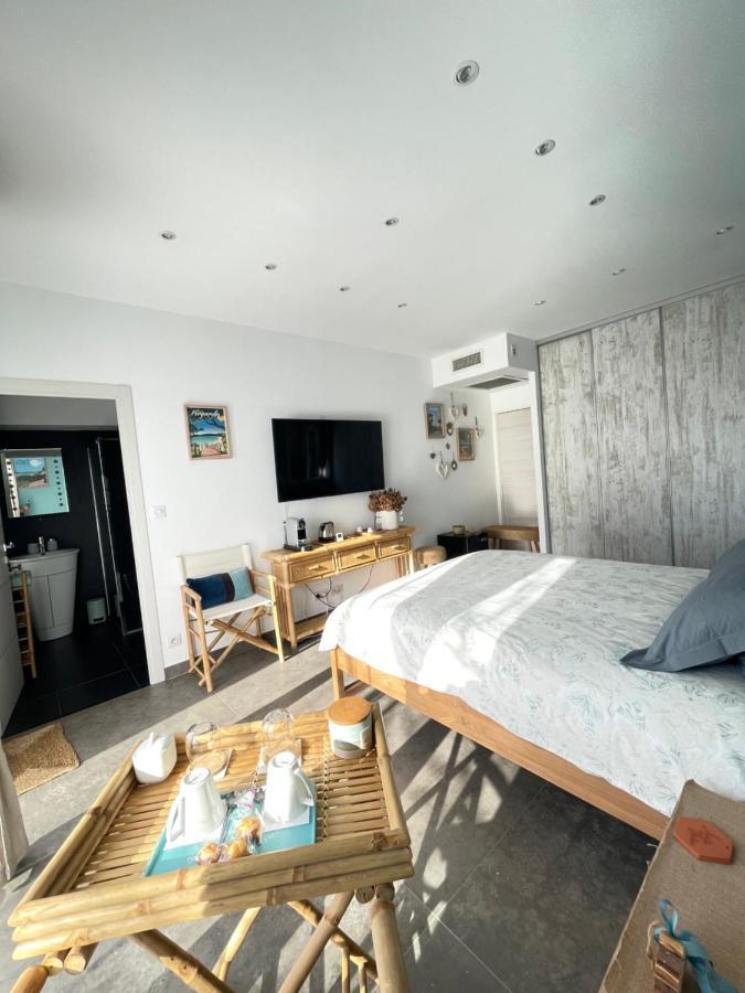 Chambre Luxe Dans Villa De Standing Avec Piscine, Acces Discret Et Independant, Terrasse Arboree Et Parking Prive La Valette-du-Var Exterior foto